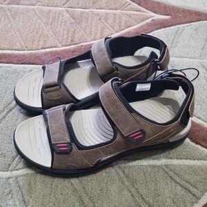 St. John's Bay Brown Mens Outdoor Sport Sandals with Tan Footbed